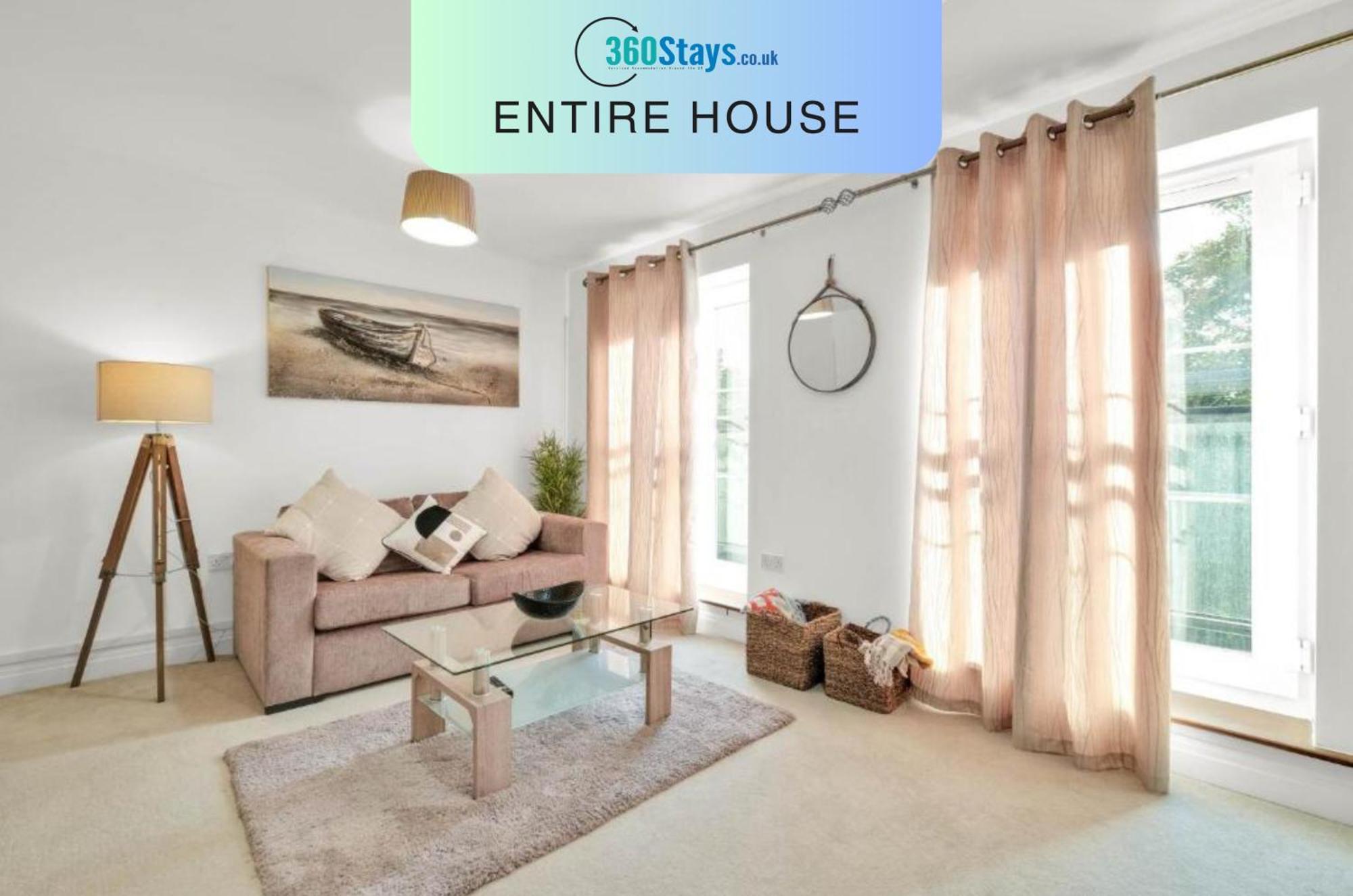 Foxherne 5Bdr 3Ba Serviced House With Parking - Slough By 360Stays المظهر الخارجي الصورة